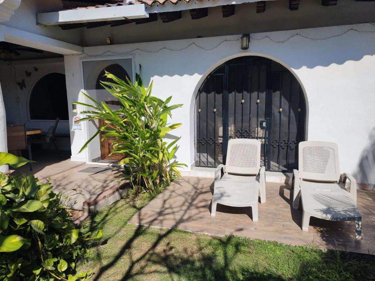 Aventura Pacifico Boutique Suites & Villas (Adults Only) Bucerias Bagian luar foto